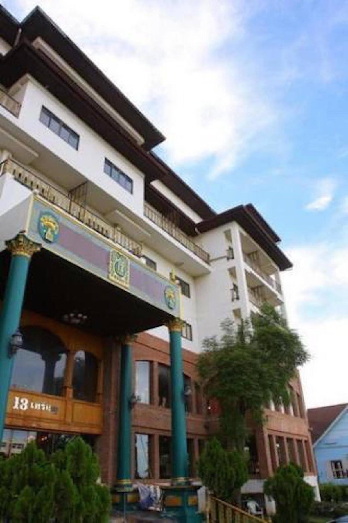Oyo 75466 -13 Coins Bang Yai Hotel Nonthaburi Exterior foto